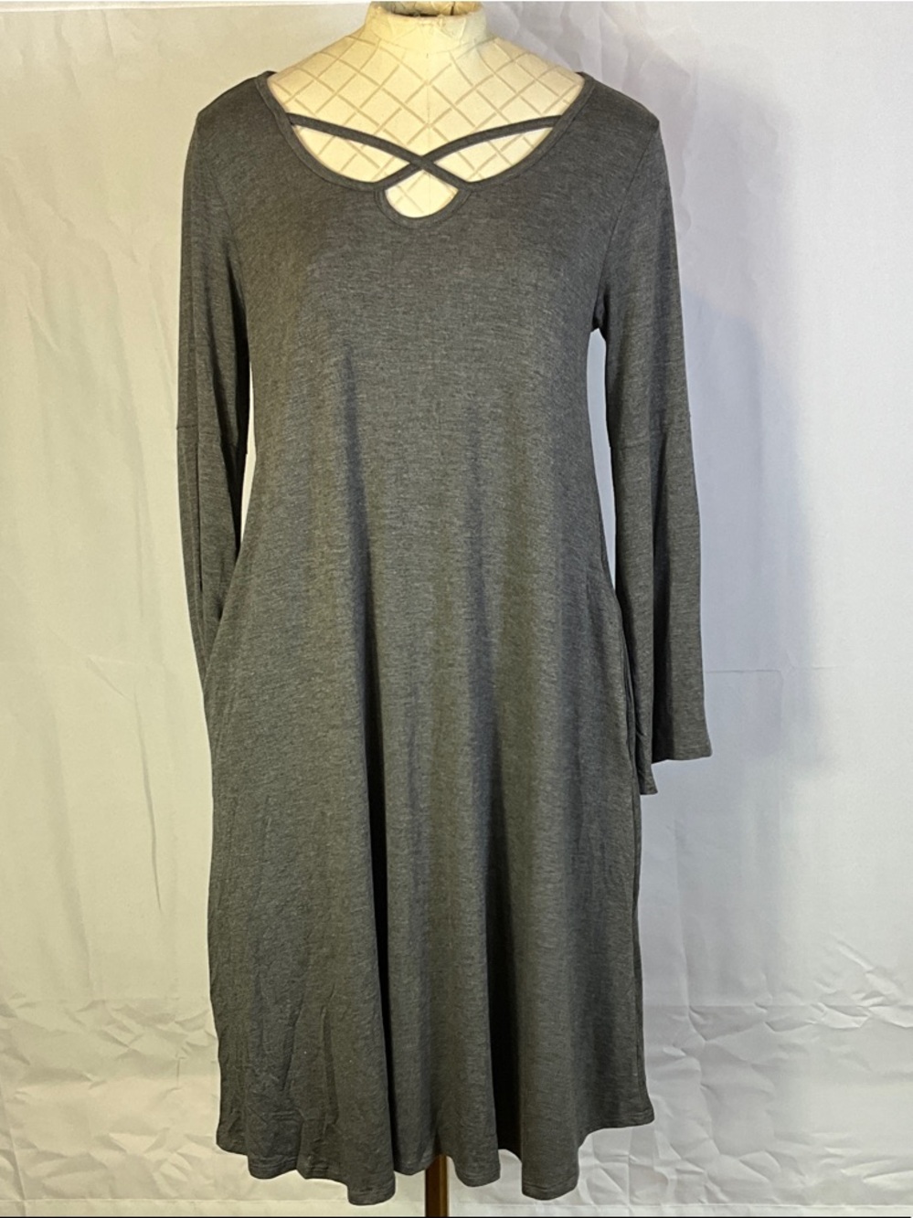 Hailey & Co Small Long Bell Sleeve Grey Midi Dress With Pockets